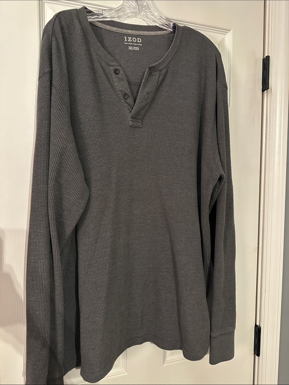 Izod Men's Long-Sleeve Waffle Henley in Charcoal Gray
